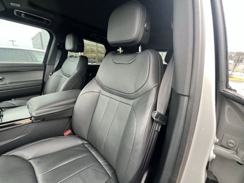 Certified 2025 Land Rover Range Rover Sport S image 17