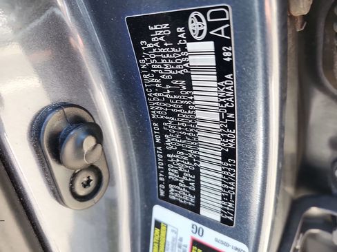 Used 2014 Toyota Corolla LE image 27