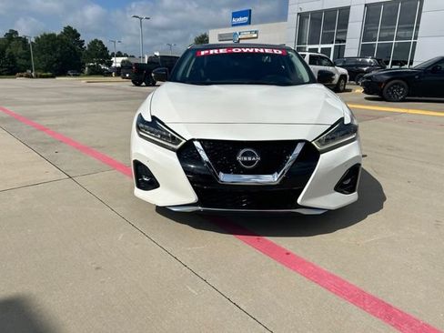 Used 2023 Nissan Maxima Platinum w/ Sport Mat Group FWD image 2