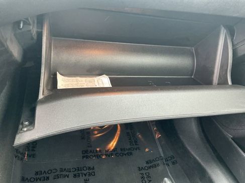 Used 2014 Chevrolet Impala LT w/ Convenience Package image 33