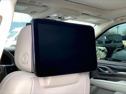 Used 2021 GMC Yukon Denali w/ LPO, Illumination Package image 33