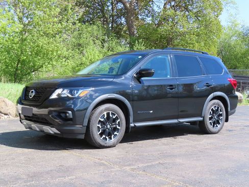 Used 2020 Nissan Pathfinder SV w/ Rock Creek Edition AWD/4WD image 9
