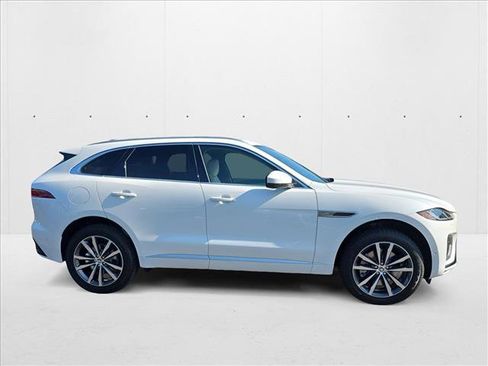 New 2026 Jaguar F-PACE R-Dynamic S image 4