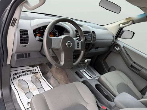 Used 2013 Nissan Xterra X image 14