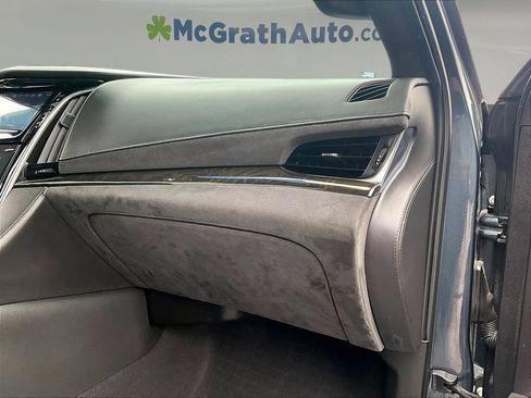 Used 2019 Cadillac Escalade Platinum AWD/4WD image 30