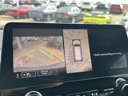 Used 2024 Nissan Armada Platinum w/ Captain's Chairs Package image 41