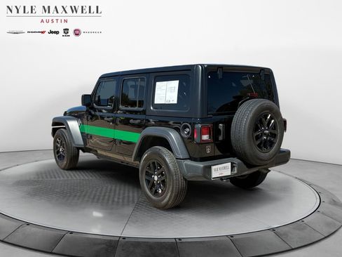Used 2023 Jeep Wrangler Sport S image 14