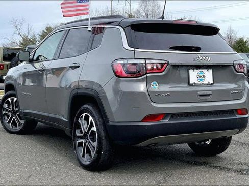Certified 2024 Jeep Compass Limited AWD/4WD image 11