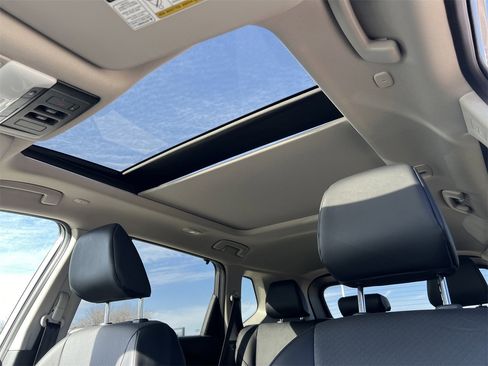 Certified 2024 Nissan Rogue SV w/ SV Premium Package image 11