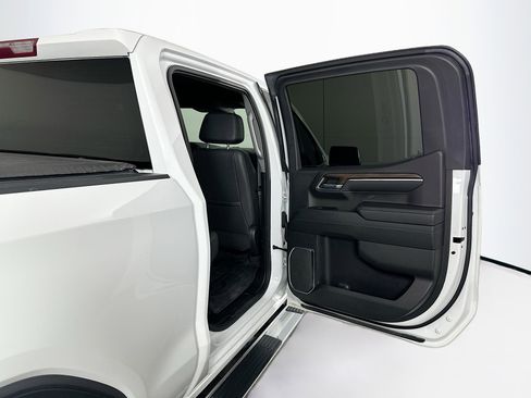 Used 2023 GMC Sierra 1500 SLT w/ SLT Premium Package AWD/4WD image 28