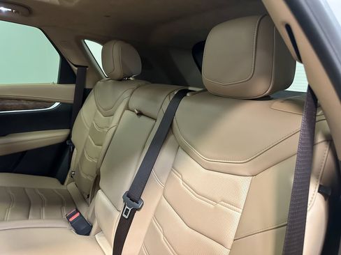 Used 2023 Cadillac XT5 Sportv w/ Platinum Package AWD/4WD image 78
