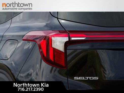 New 2026 Kia Seltos LX image 12