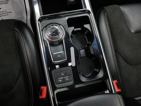 Used 2019 Ford Edge ST w/ Equipment Group 401A AWD/4WD image 32