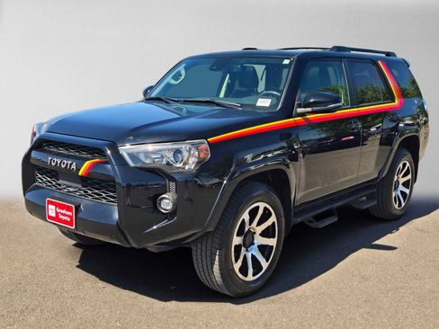 Used 2023 Toyota 4Runner 40th Anniversary SE w/ Wilderness Package (TMS) AWD/4WD image 9
