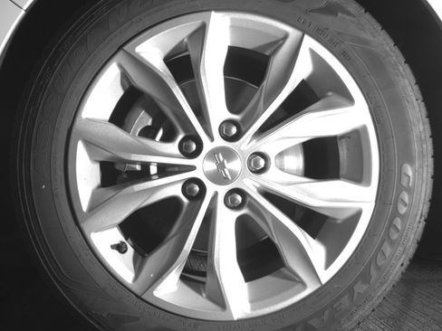 Used 2024 Chevrolet Malibu LT FWD image 19