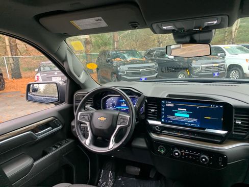 Certified 2022 Chevrolet Silverado 1500 LT image 34