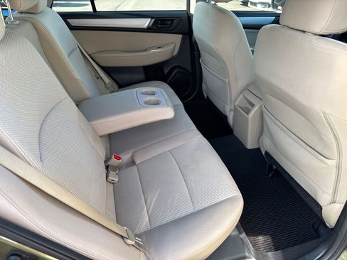Used 2018 Subaru Outback 2.5i image 11