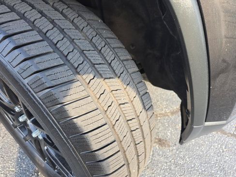 Used 2013 Jeep Grand Cherokee Laredo RWD image 21