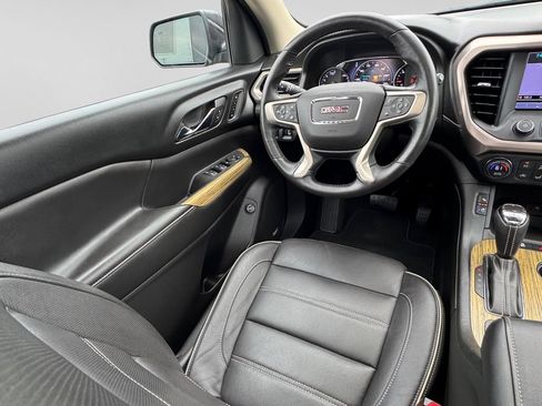 Used 2017 GMC Acadia Denali w/ Technology Package AWD/4WD image 23