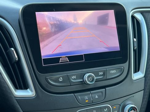 Used 2023 Chevrolet Malibu LT image 19