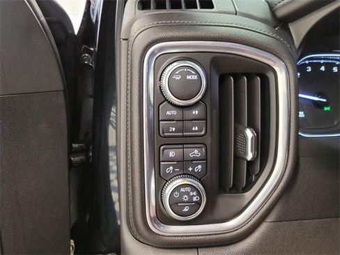 Used 2021 GMC Sierra 1500 SLT image 13