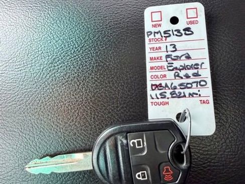 Used 2013 Ford Explorer XLT AWD/4WD image 46