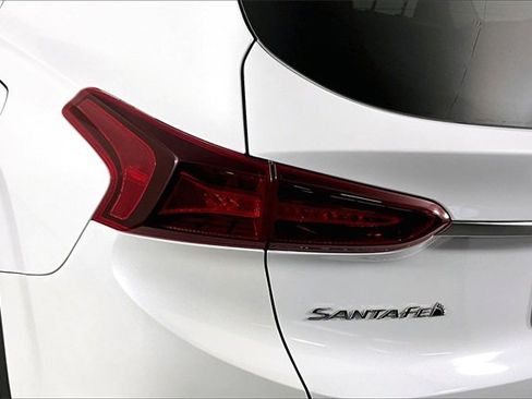 Used 2020 Hyundai Santa Fe SEL w/ Convenience + Premium Package image 23