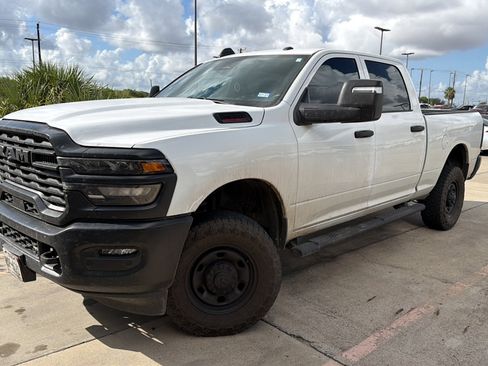 Used 2025 RAM 2500 Tradesman AWD/4WD image 1
