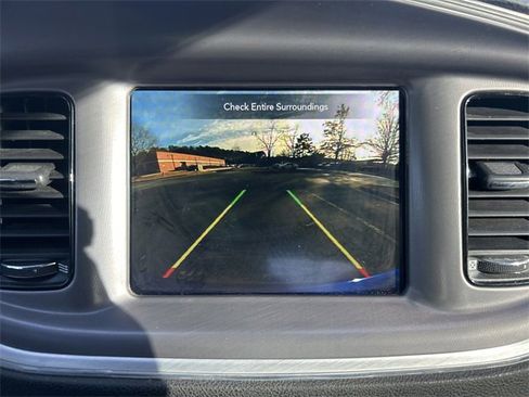 Used 2022 Dodge Charger R/T w/ Blacktop Package image 35