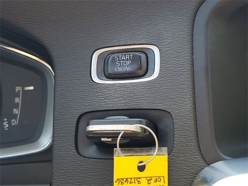 Used 2016 Volvo V60 T5 Premier image 22