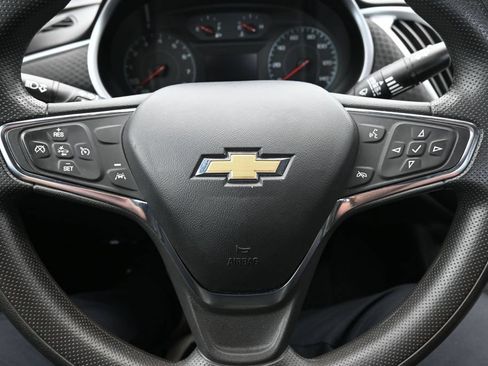 Used 2023 Chevrolet Malibu LT FWD image 27