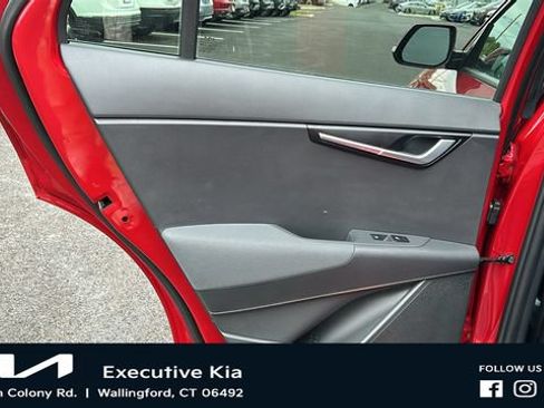 Certified 2023 Kia Niro Wind w/ Wind Preserve Package FWD image 21