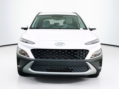 Used 2023 Hyundai Kona SEL w/ Convenience Package AWD/4WD image 2