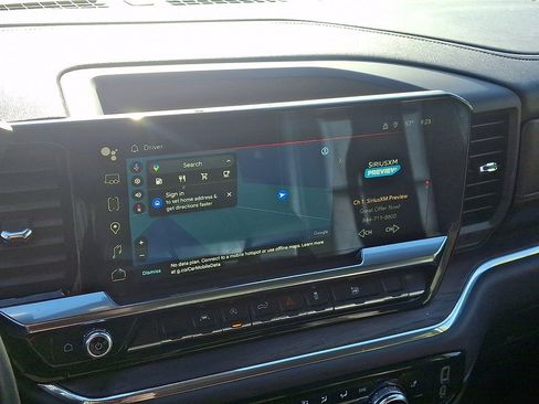 Used 2024 GMC Sierra 1500 SLT image 16