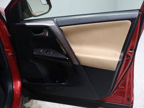 Used 2017 Toyota RAV4 XLE w/ All Weather Liner Package image 27