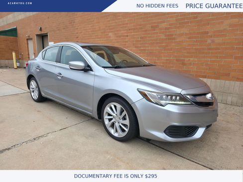 Used 2018 Acura ILX FWD image 2