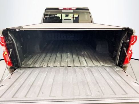 Used 2024 Chevrolet Silverado 1500 High Country w/ Technology Package image 30