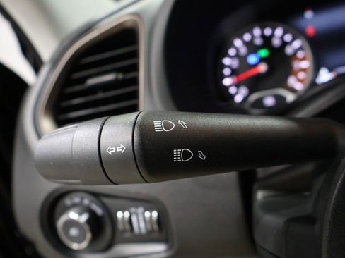 Used 2023 Jeep Renegade Latitude image 37