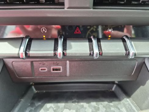 New 2026 Chevrolet Colorado Trail Boss AWD/4WD image 22