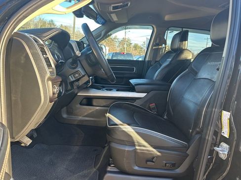 Used 2022 RAM 2500 Laramie AWD/4WD image 16