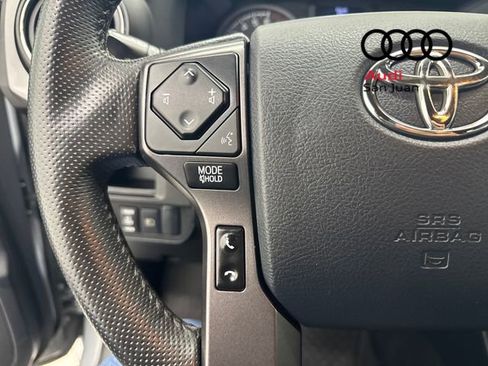 Used 2019 Toyota Tacoma TRD Off-Road image 31