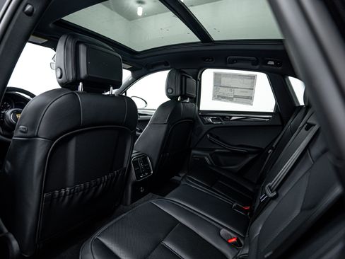 New 2025 Porsche Macan image 23