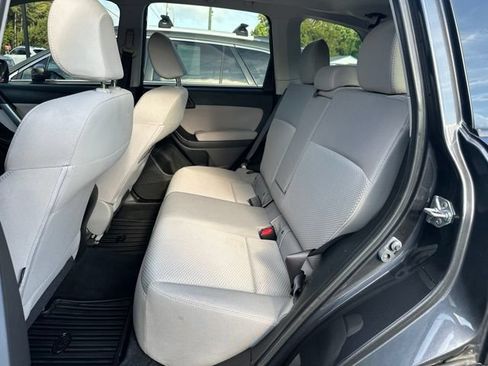 Used 2015 Subaru Forester 2.5i Premium w/ All-Weather Package AWD/4WD image 10