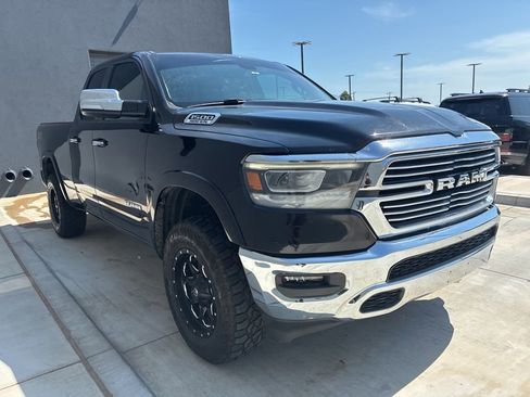 Used 2020 RAM 1500 Laramie AWD/4WD image 3