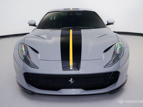 Used 2022 Ferrari 812 GTS RWD image 3