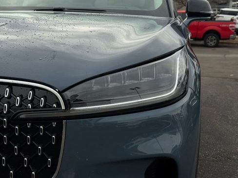 New 2026 Lincoln Aviator Reserve image 3