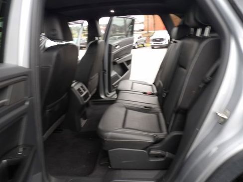 Used 2020 Volkswagen Atlas Cross Sport SEL image 24