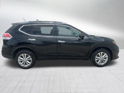 Used 2015 Nissan Rogue SV w/ SV Premium Package image 5
