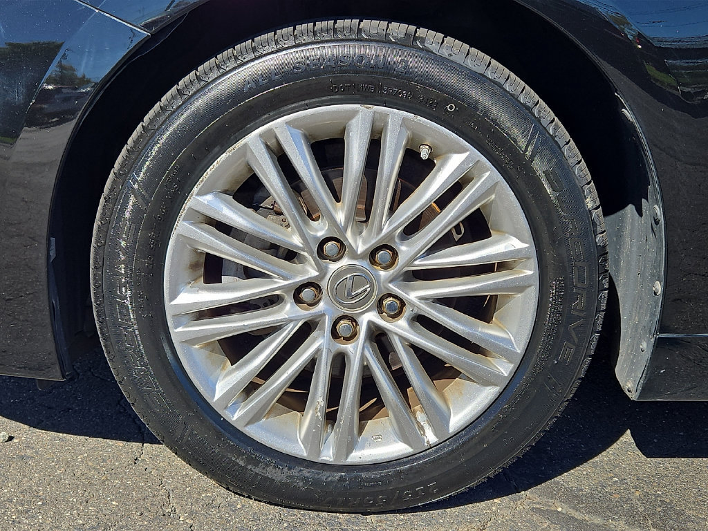 Used 2014 Lexus ES 350 w/ Luxury Package FWD image 9