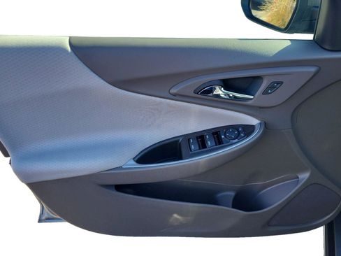 Used 2023 Chevrolet Malibu LS w/ LPO, Floor Liner Package image 9